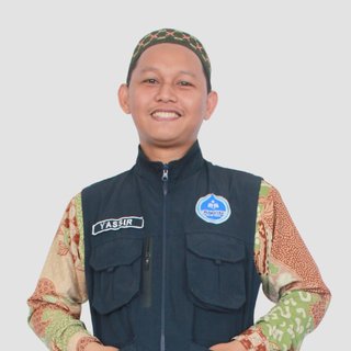 Yassir Amri, S. Ag