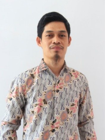 Baharuddin, Lc., S.H., Gr