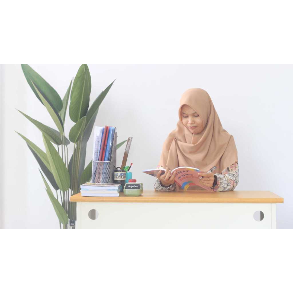 Nur Asiah, S.Pd.