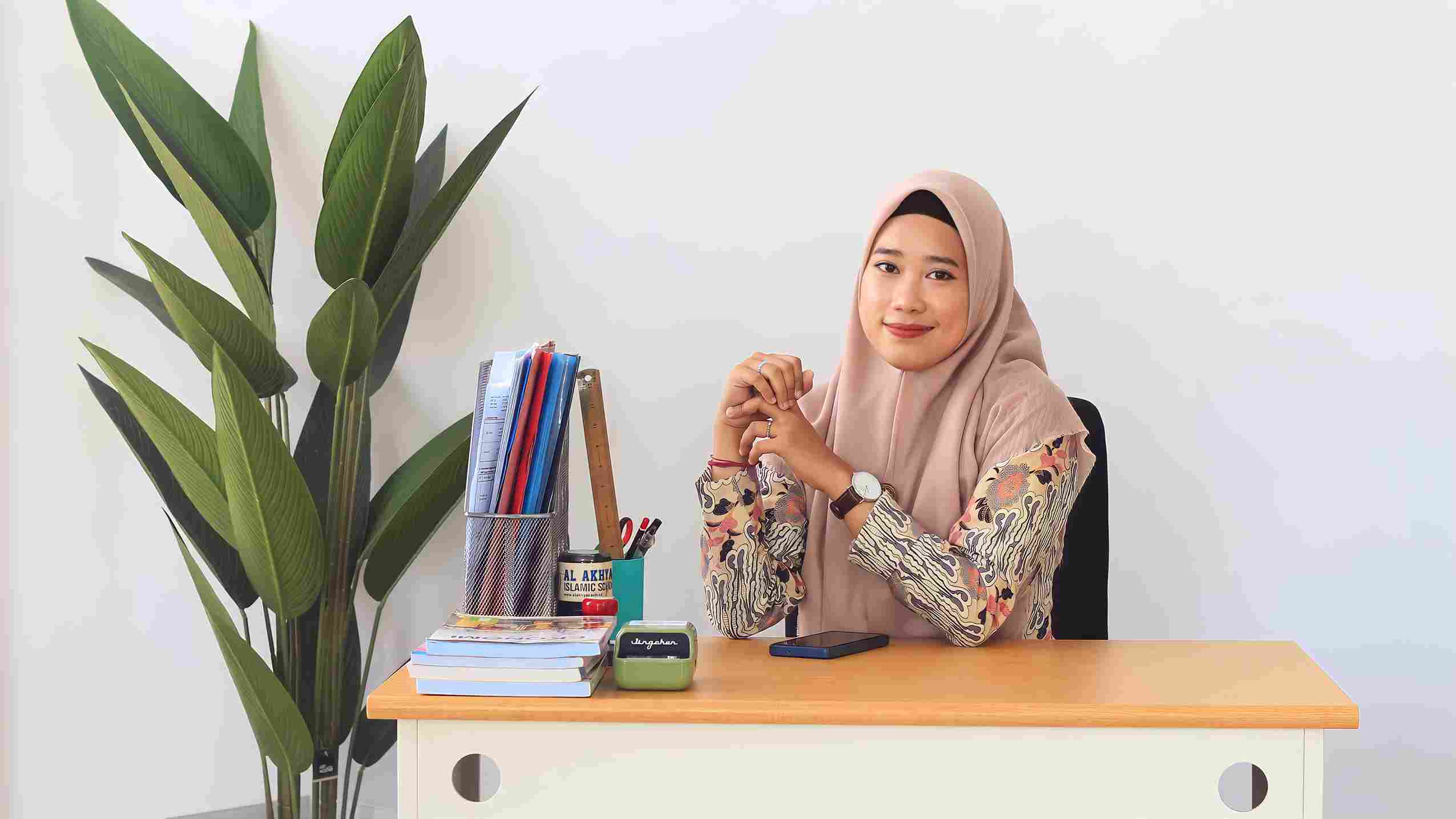 Meisara Hendri Triwulandari S.Pd.,Gr